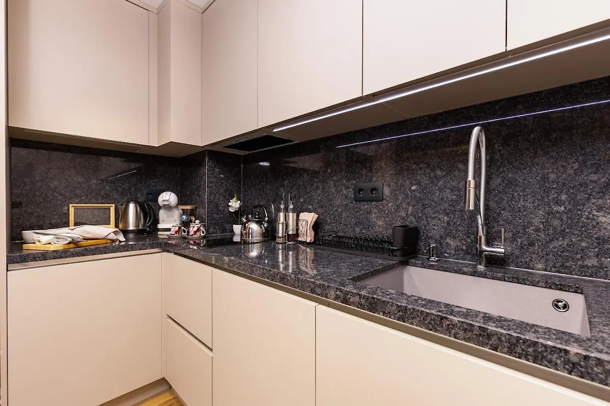 Top Center Apt 'Pemena' Free Private Parking Plovdiv